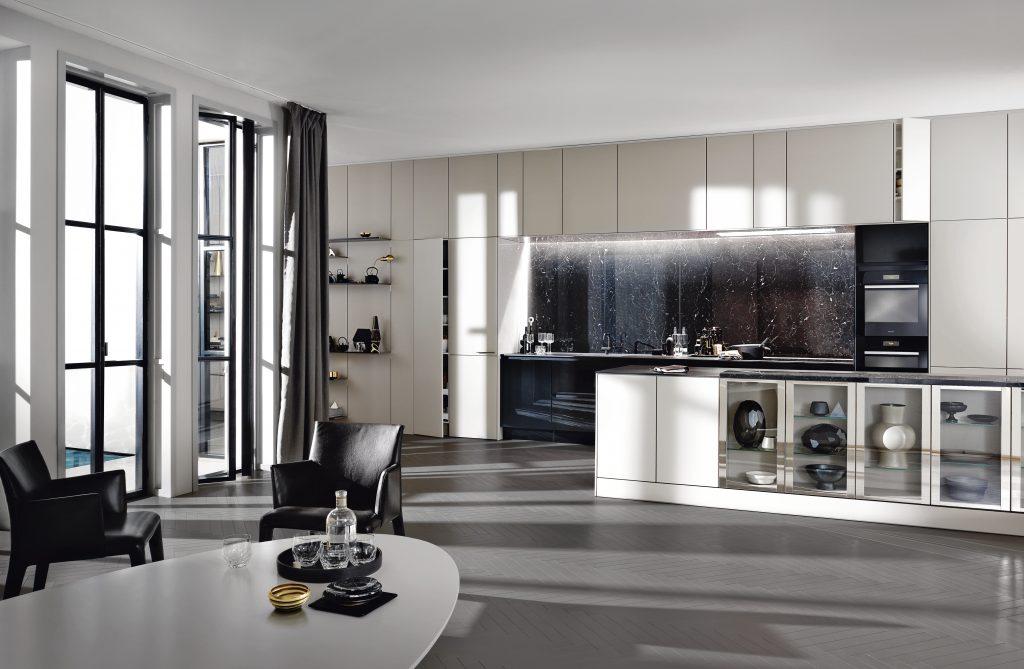 SieMatic - PURE Collection SE8008 (P.58) MED