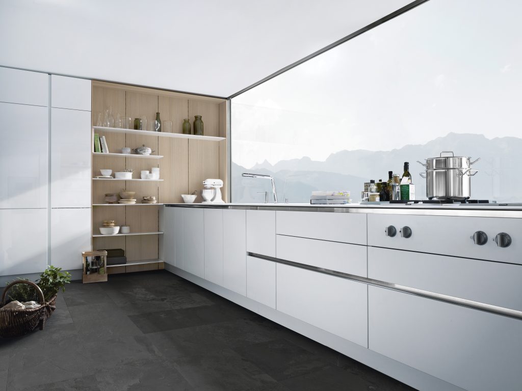 SieMatic - PURE S2 and FloatingSpaces (P8) MED